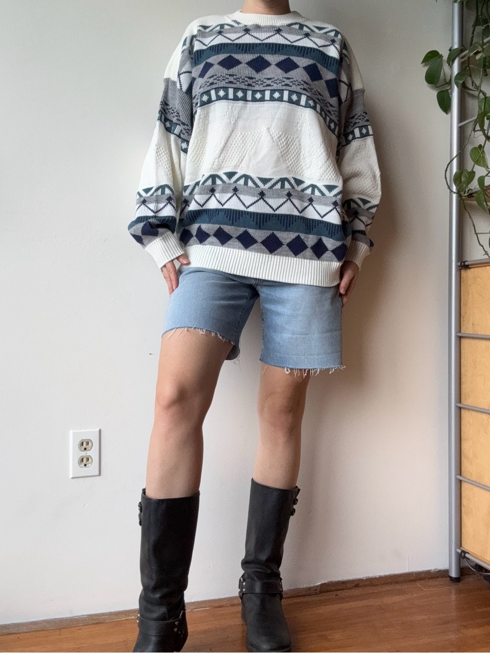 Vintage Cream Patterned Sweater